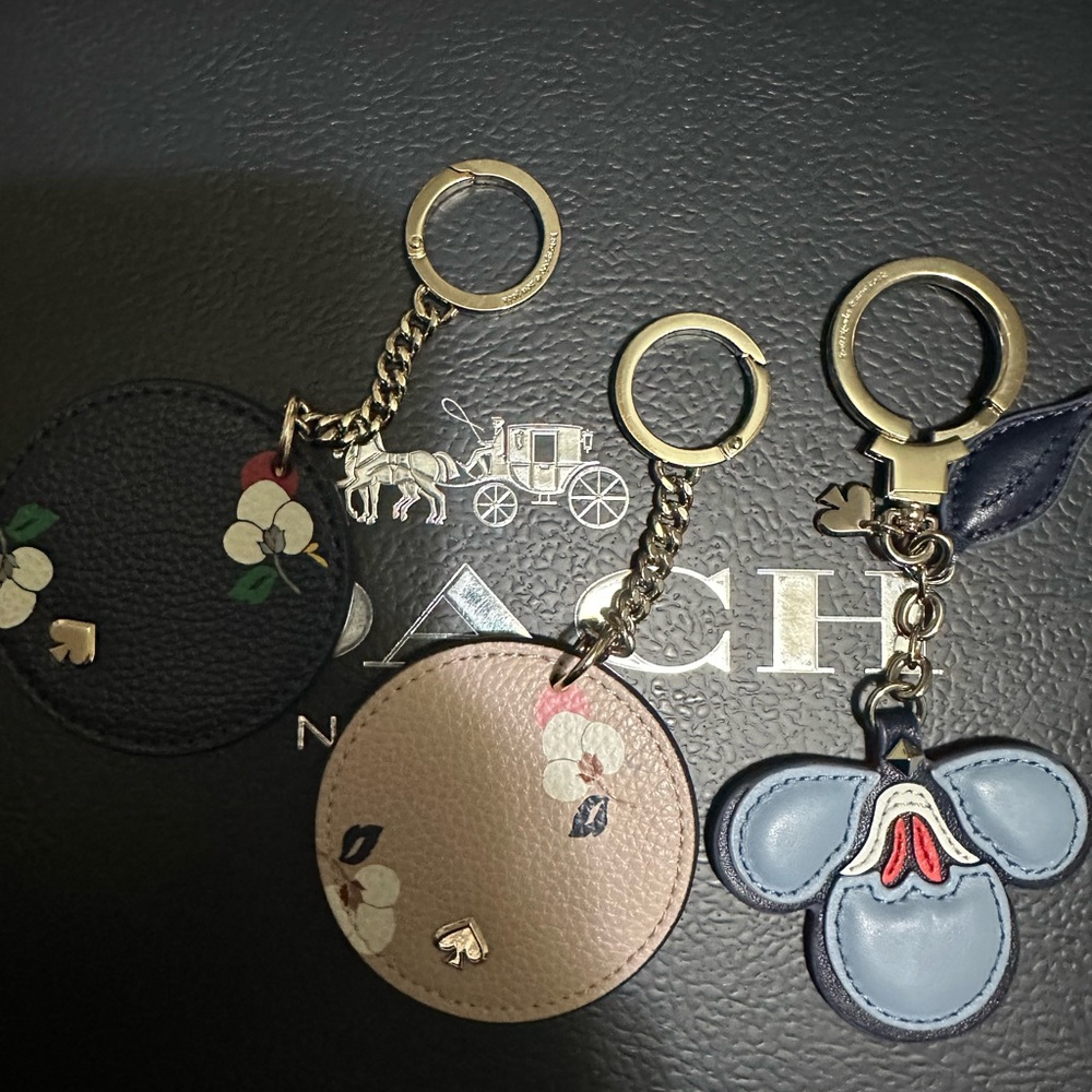 Kate spade Floral Keychain Set - beige and Blue (bundle 3)